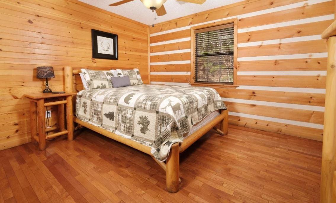 Villa Smoky View With A Twist Pigeon Forge Exterior foto