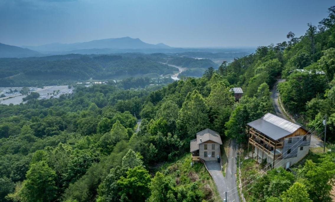 Villa Smoky View With A Twist Pigeon Forge Exterior foto