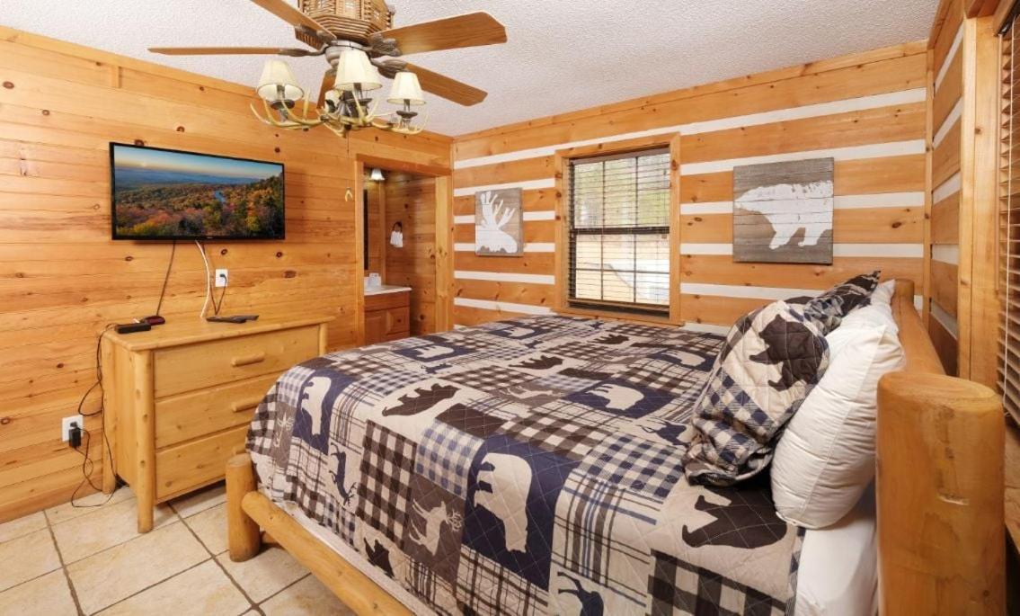 Villa Smoky View With A Twist Pigeon Forge Exterior foto