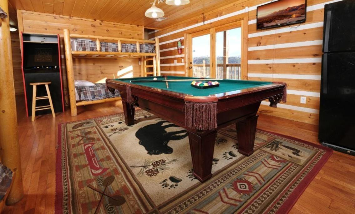Villa Smoky View With A Twist Pigeon Forge Exterior foto